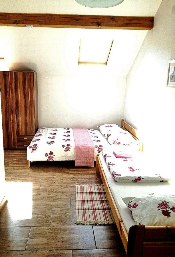 Penzion A Vinarstvi Vavricek Brezi Dış mekan fotoğraf